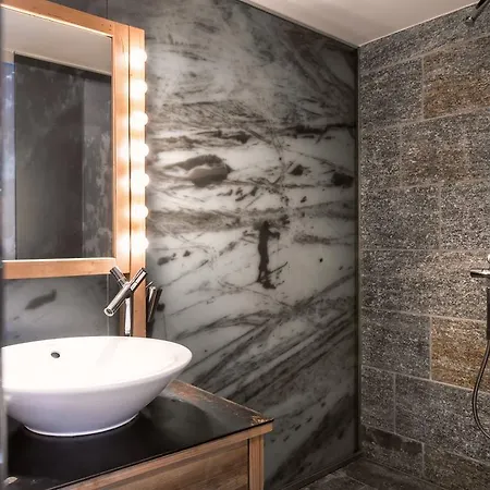 Hotel Raffl's St. Antoner Hof 5*