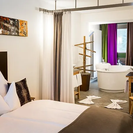 Raffl's St. Antoner Hof 5* סן אנטון