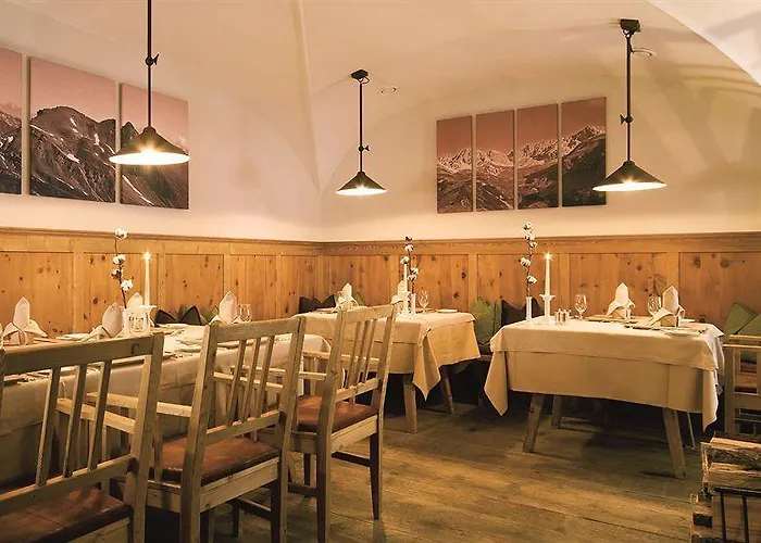 Raffl's St. Antoner Hof 5*