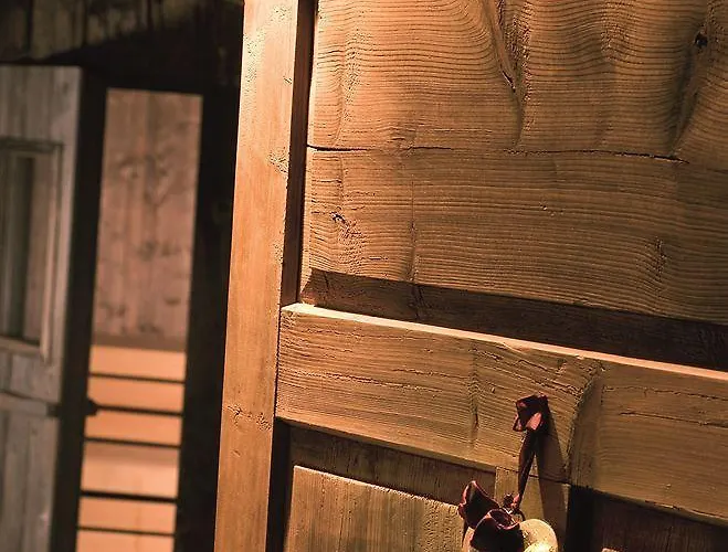 Raffl's St. Antoner Hof Otel 5*