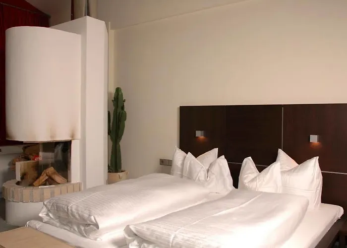 Raffl's St. Antoner Hof Otel