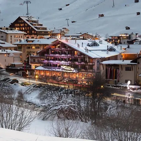 Hotel Raffl's St. Antoner Hof 5*