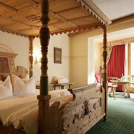 Raffl's St. Antoner Hof Hotel Sankt Anton am Arlberg