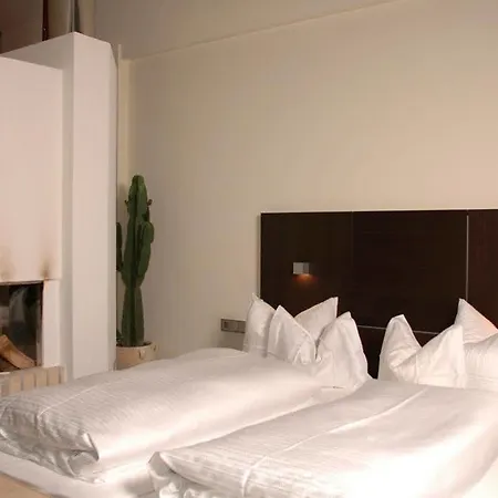 Raffl's St. Antoner Hof Hotel