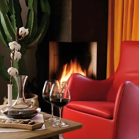 Raffl's St. Antoner Hof Hotel